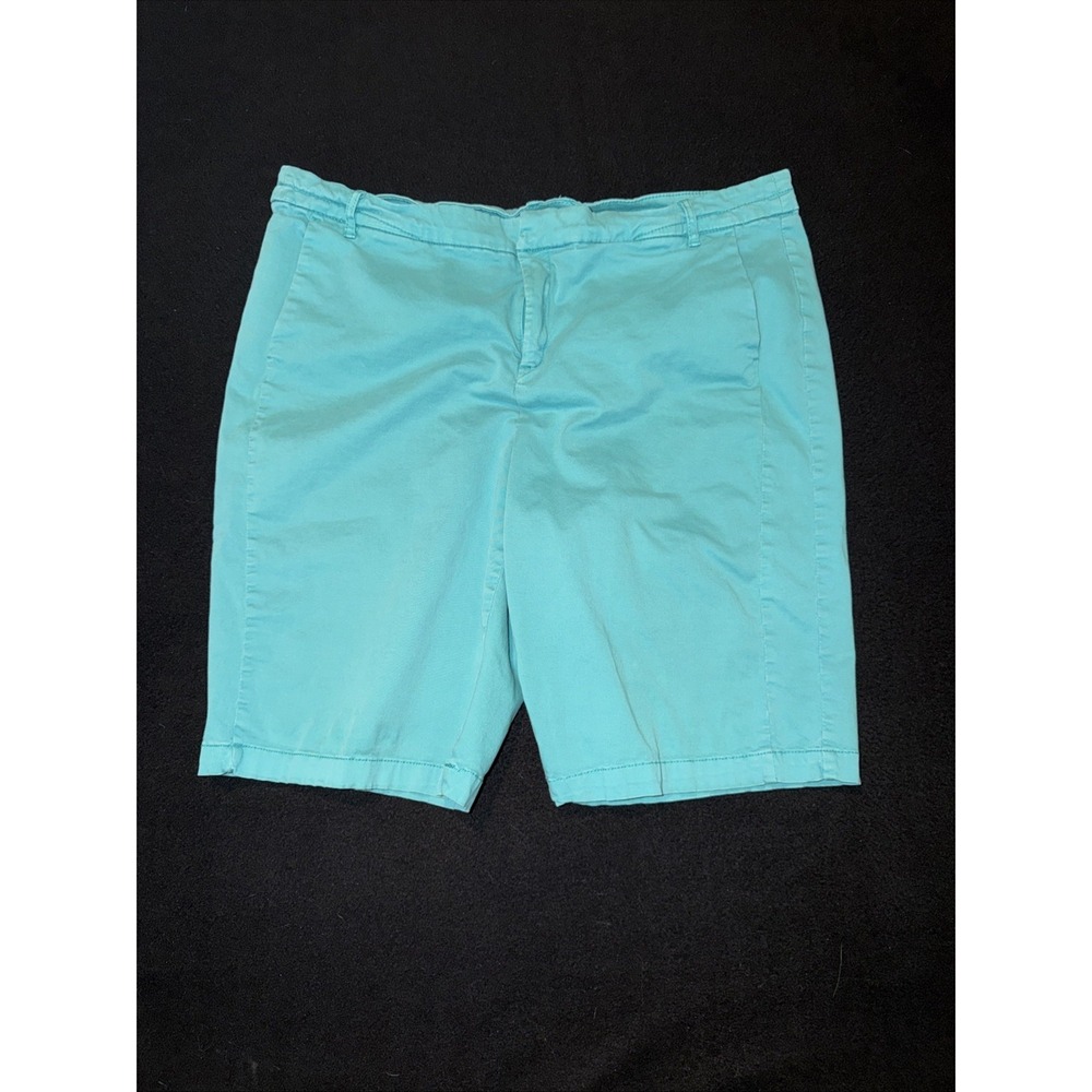 Style & Co Mid Rise‎ Green Shorts Women's Size 16